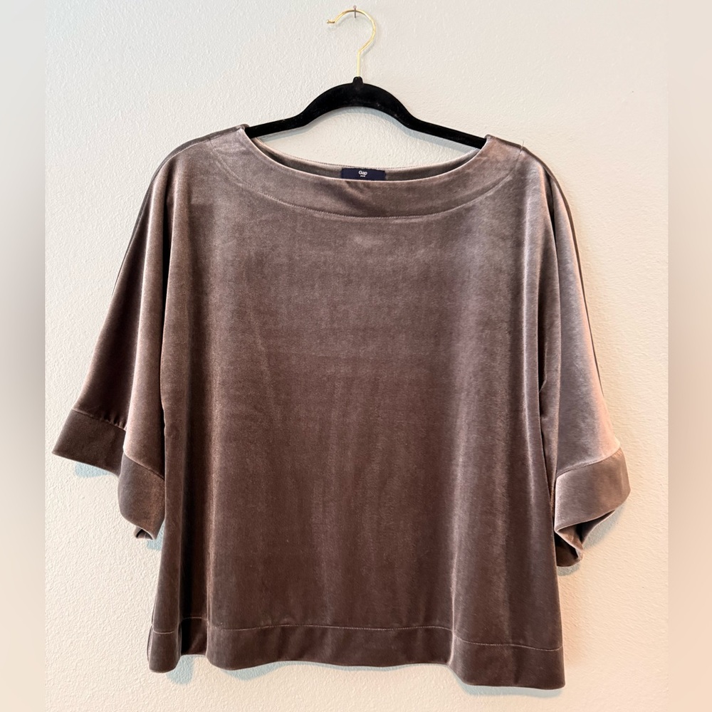 Women GAP Velvet Top in Gray Size XS